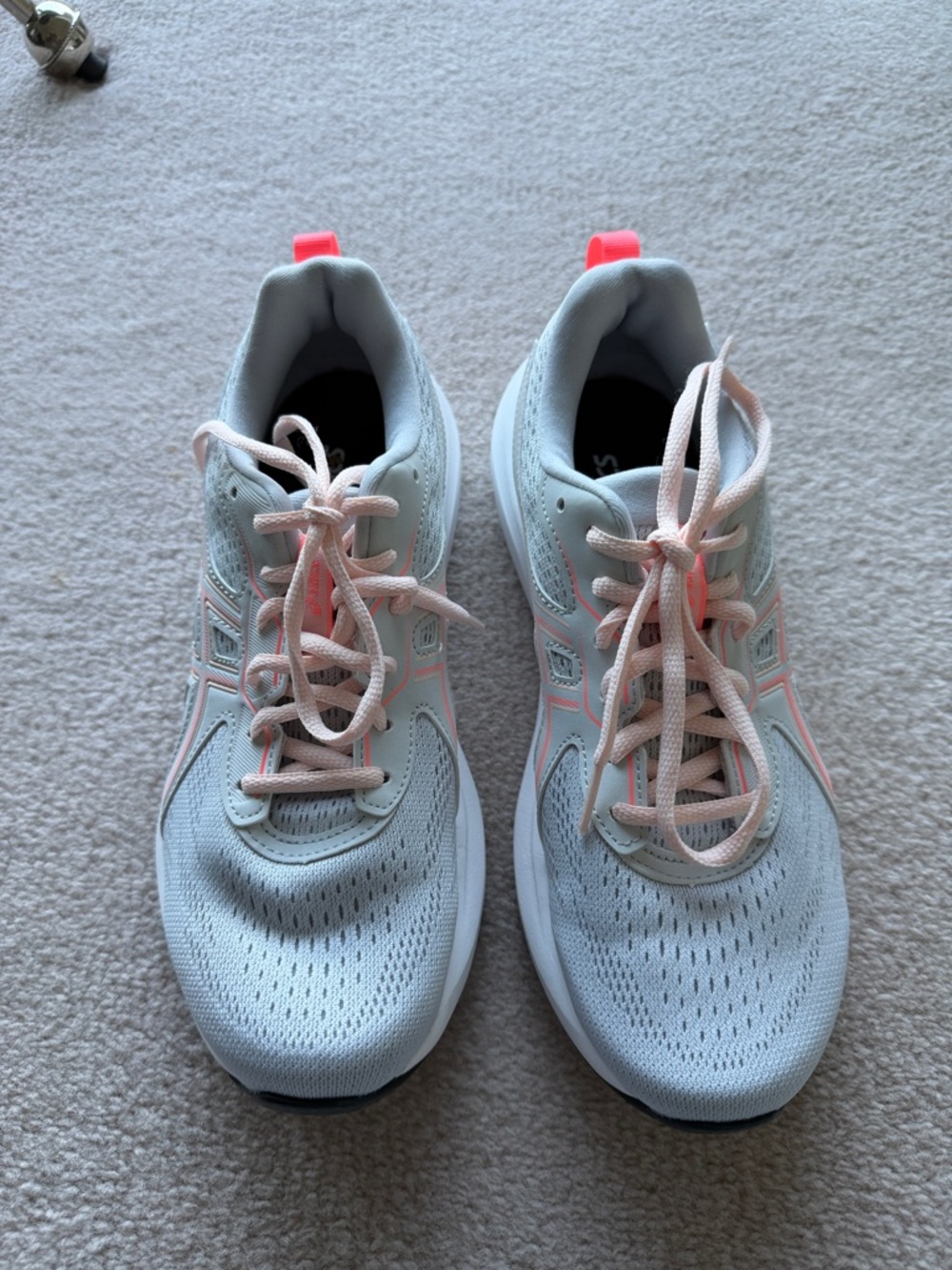 Asics Women's White and Light Pink Running Sneakers WORN TWICE ONLY.